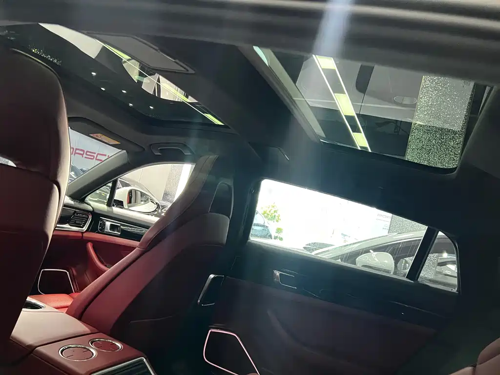 Porsche Panamera 2019 — фото 15