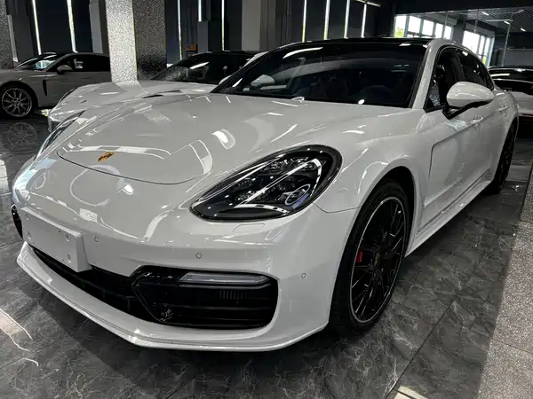 Porsche Panamera 2019