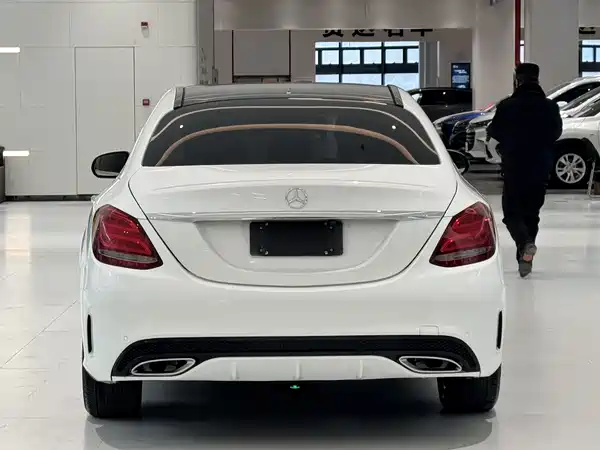 Mercedes-Benz C-Class 2018