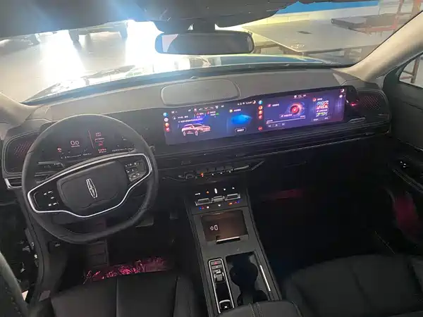 Lincoln Corsair 2025