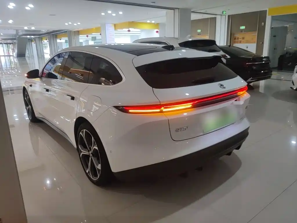 NIO ET5T 2024