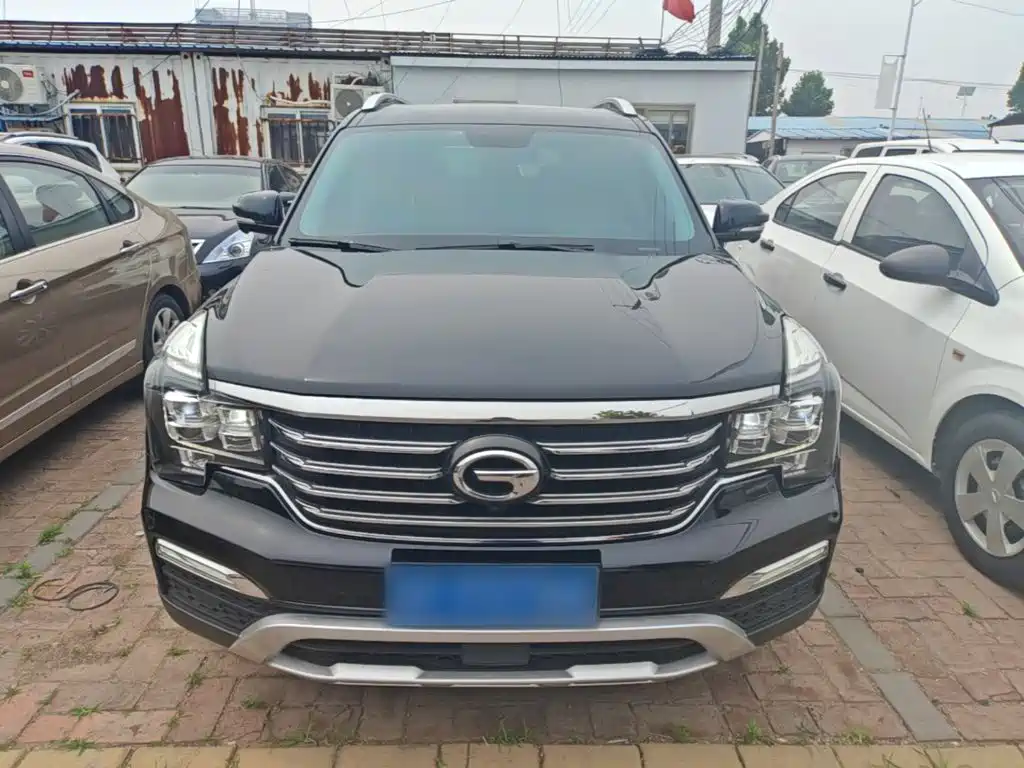 GAC Motor Trumpchi GS8 2017 — фото 3
