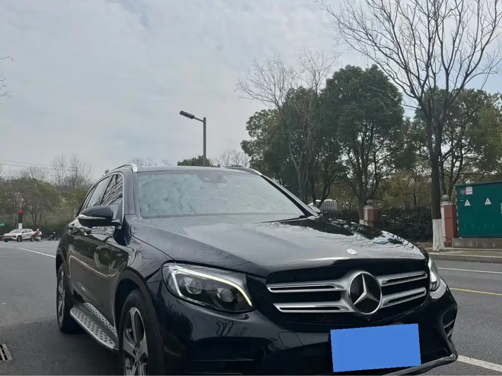 Mercedes-Benz GLC 2017 — фото 1