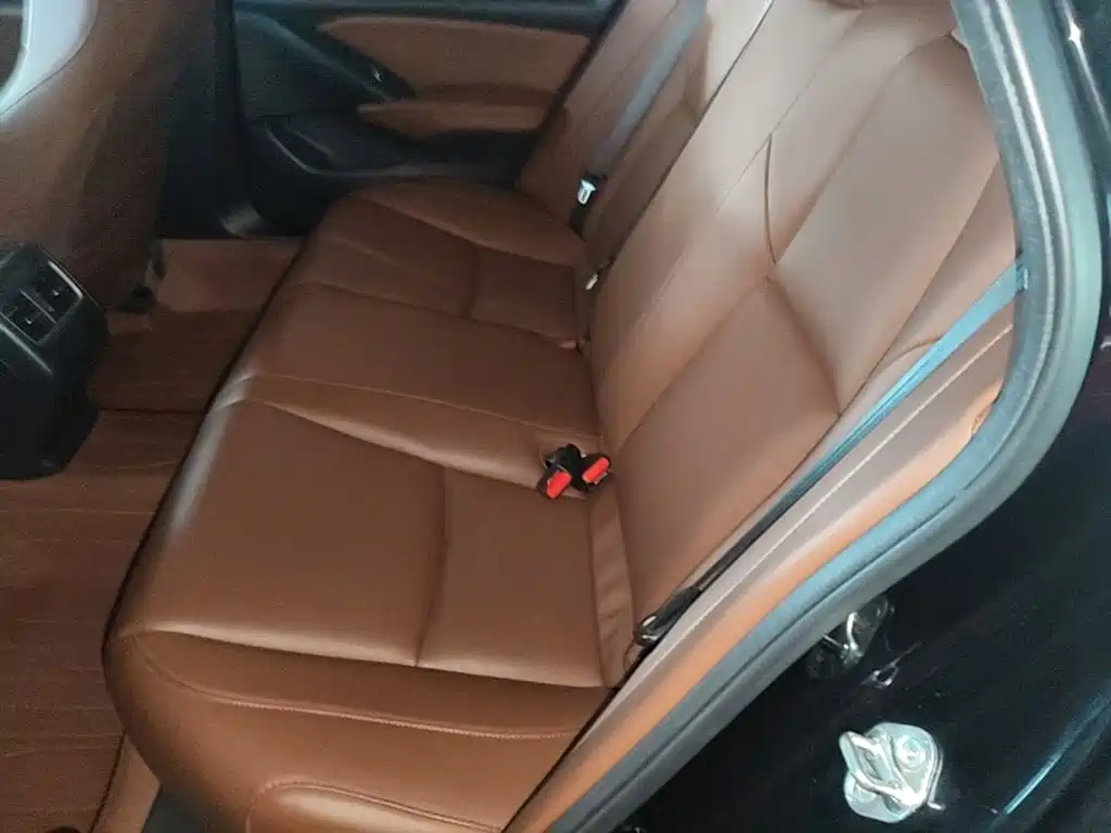 Honda Accord 2020 — фото 17