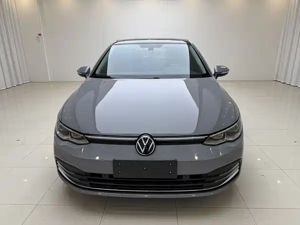 Volkswagen Golf 2022
