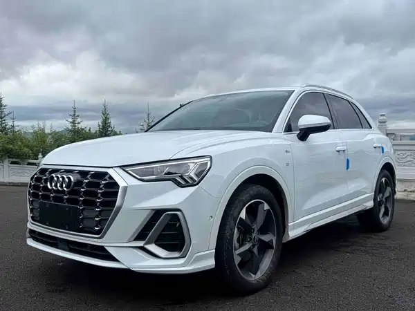 Audi Q3 2022