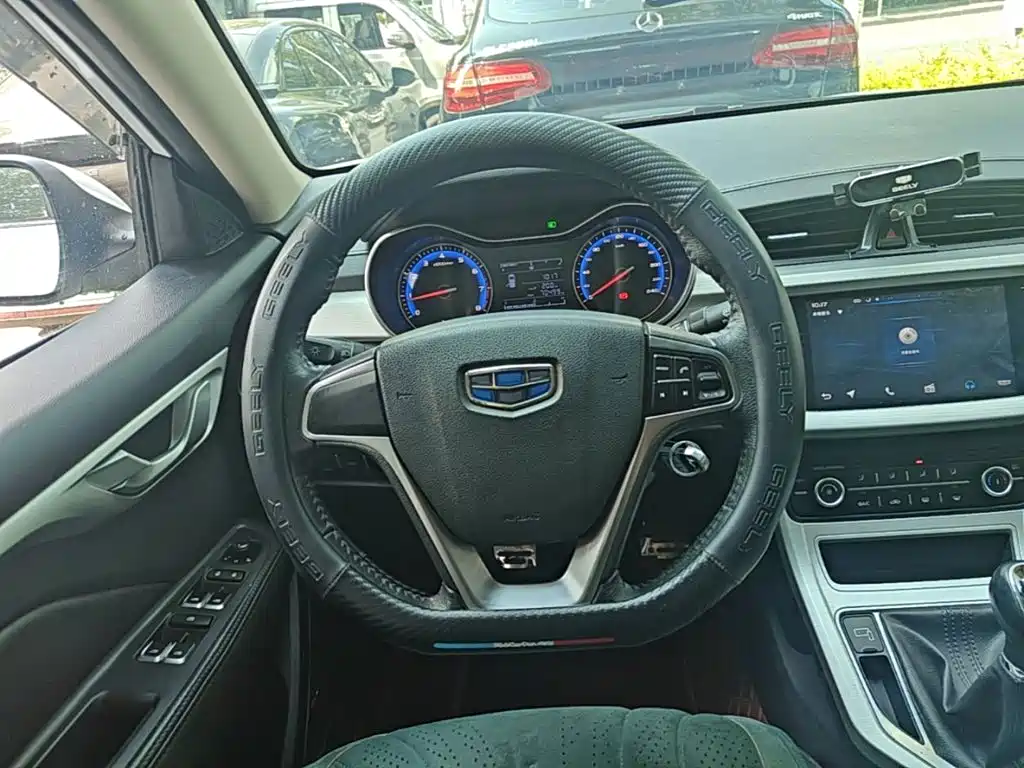Geely Vision 2018 — фото 11