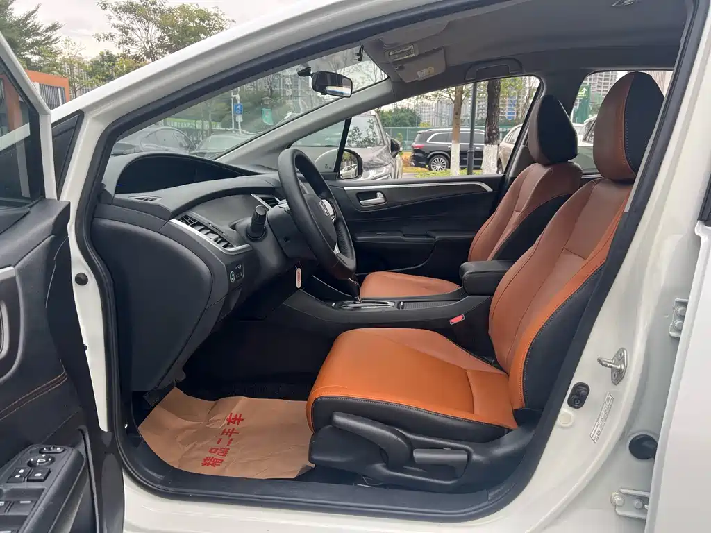 Honda Jade 2017 — фото 13