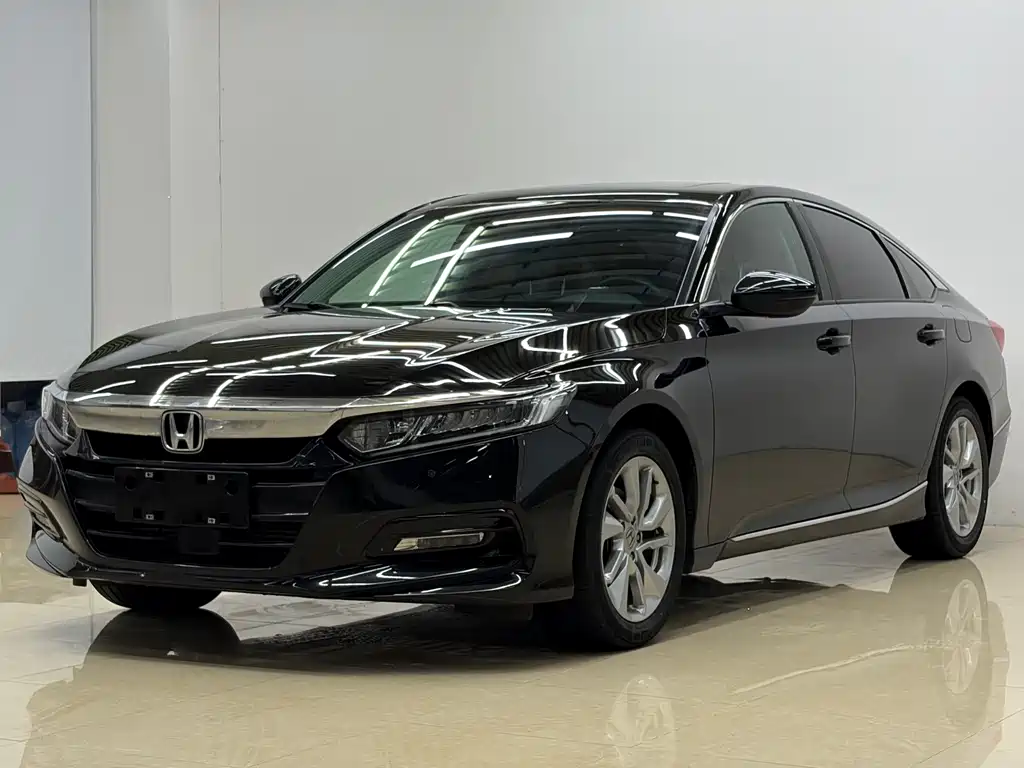 Honda Accord 2020 — фото 1