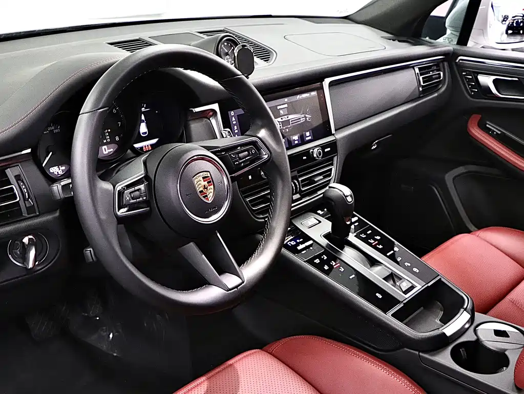 Porsche Macan 2022 — фото 11