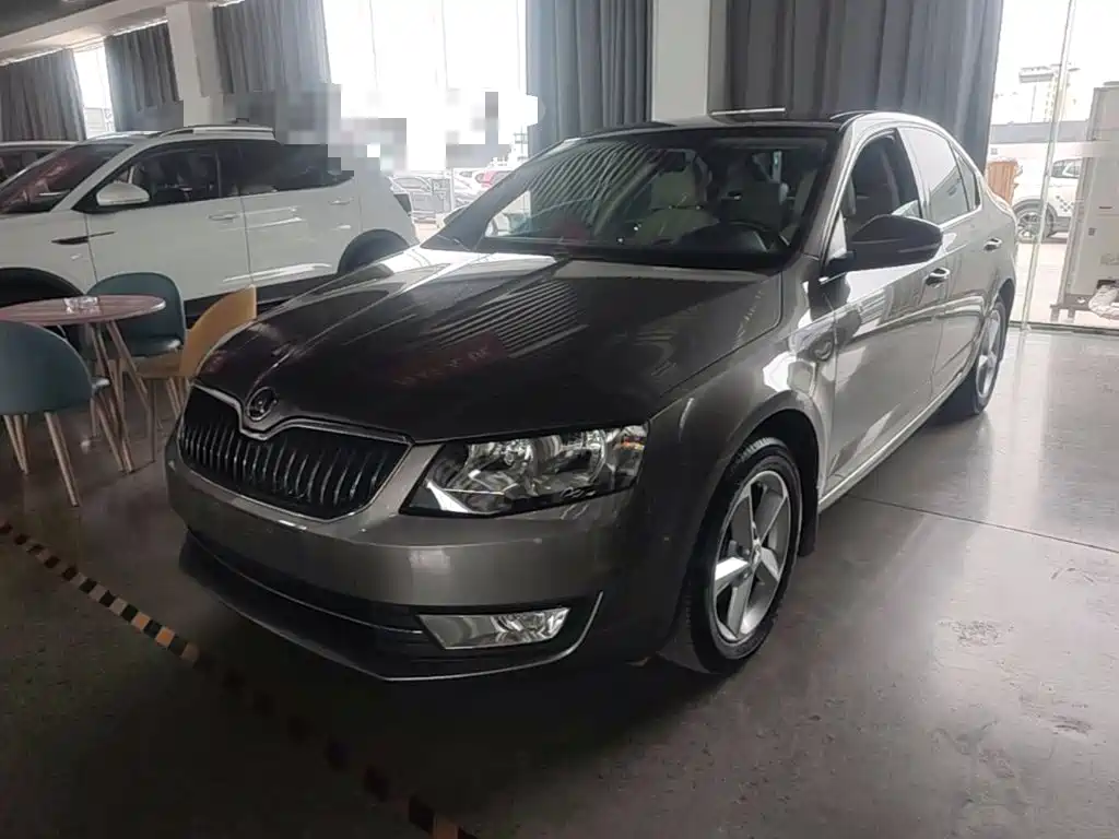 Skoda Octavia 2015 — фото 1
