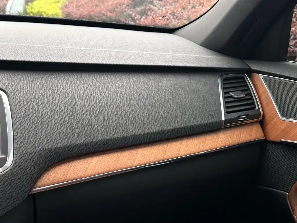 Volvo XC90 2024 — фото 12