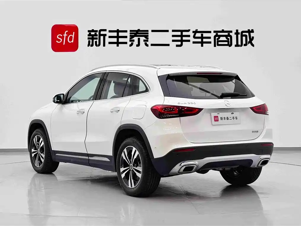 Mercedes-Benz GLA 2022 — фото 6