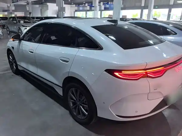 BYD Qin L 2025