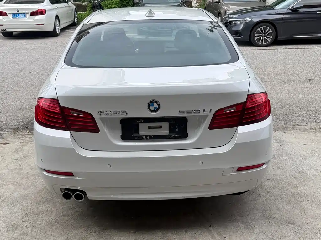 BMW 5 Series 2015