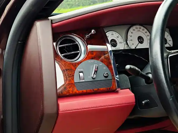 Rolls-Royce Ghost 2015