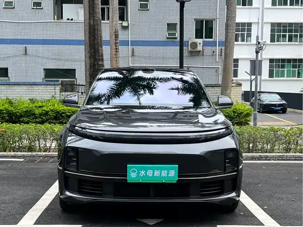 Li Auto L7 2025