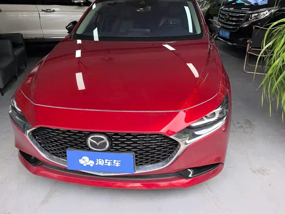 Mazda 3 Axela 2023