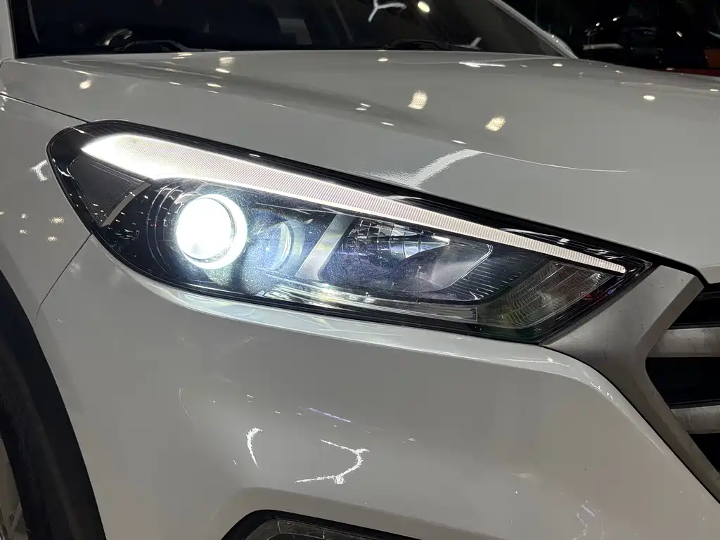Hyundai Tucson 2018 — фото 23