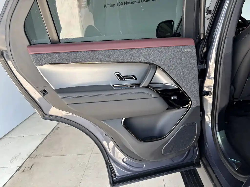 Land Rover Range Rover Sport 2024 — фото 19
