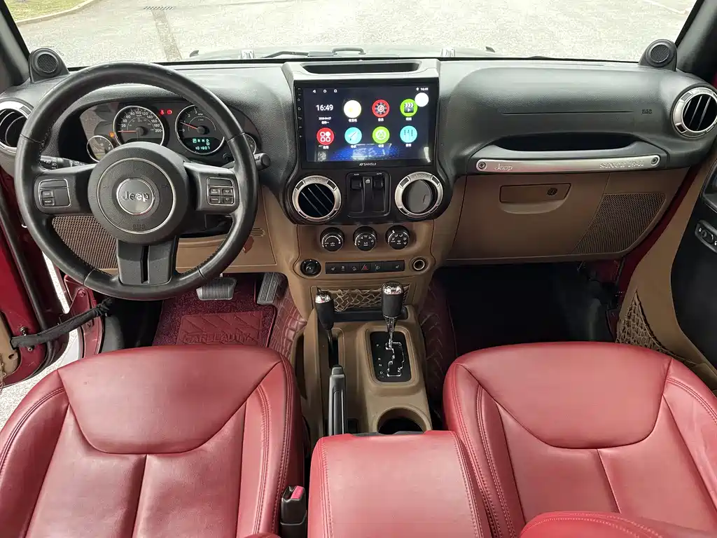 Jeep Wrangler 2013