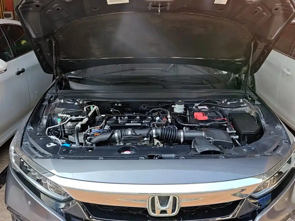 Honda Accord 2020 — фото 20