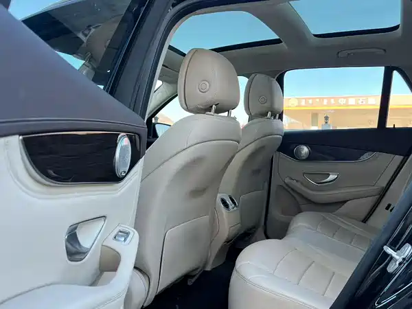 Mercedes-Benz GLC 2016