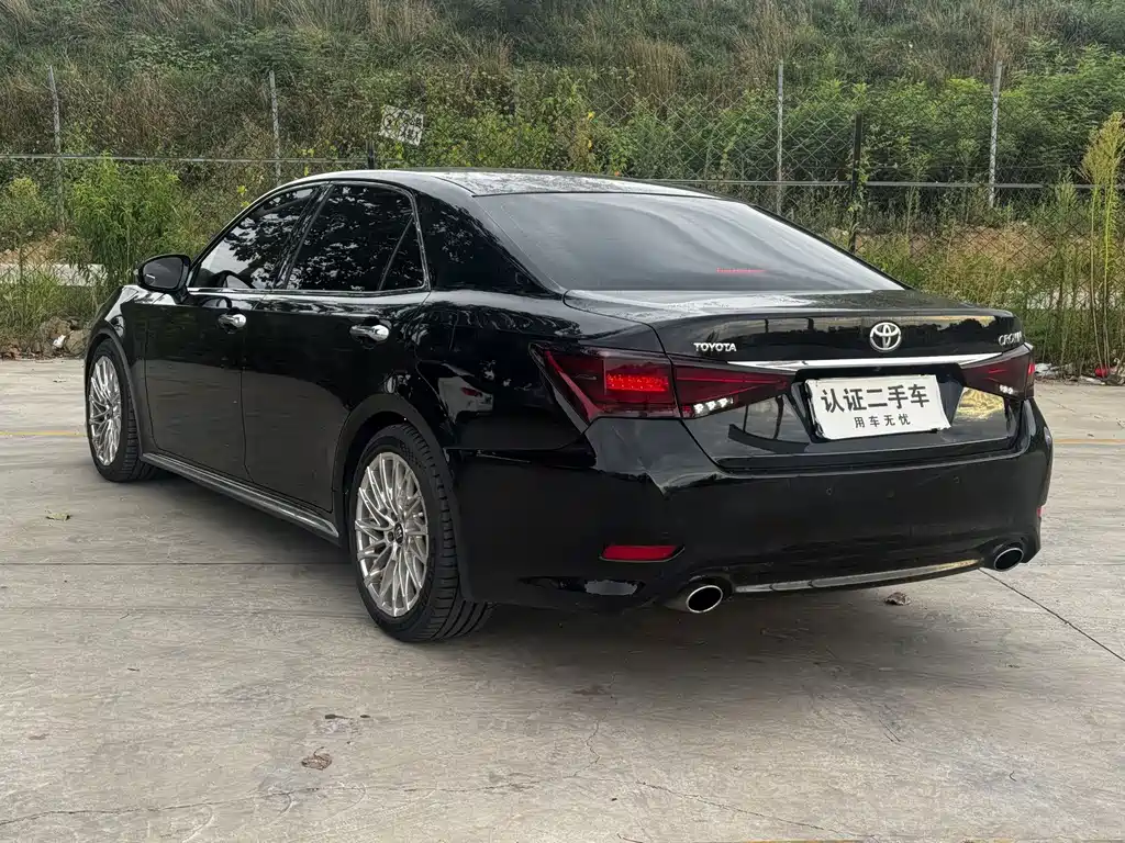 Toyota Crown 2019 — фото 15
