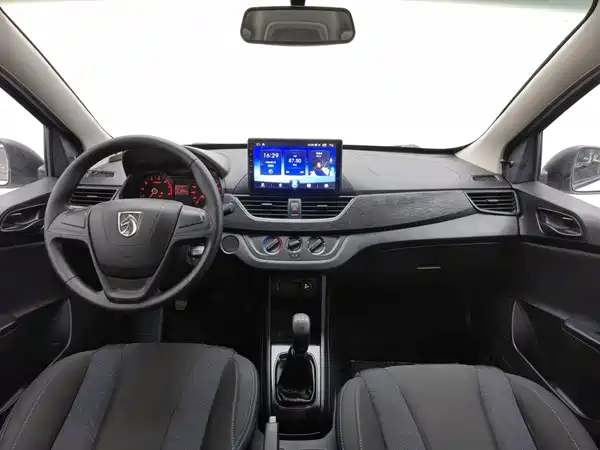 Baojun 310 2021