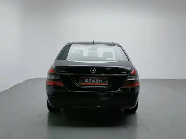 Mercedes-Benz S-Class 2009