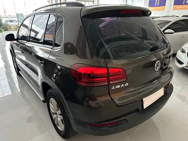 Volkswagen Tiguan 2015