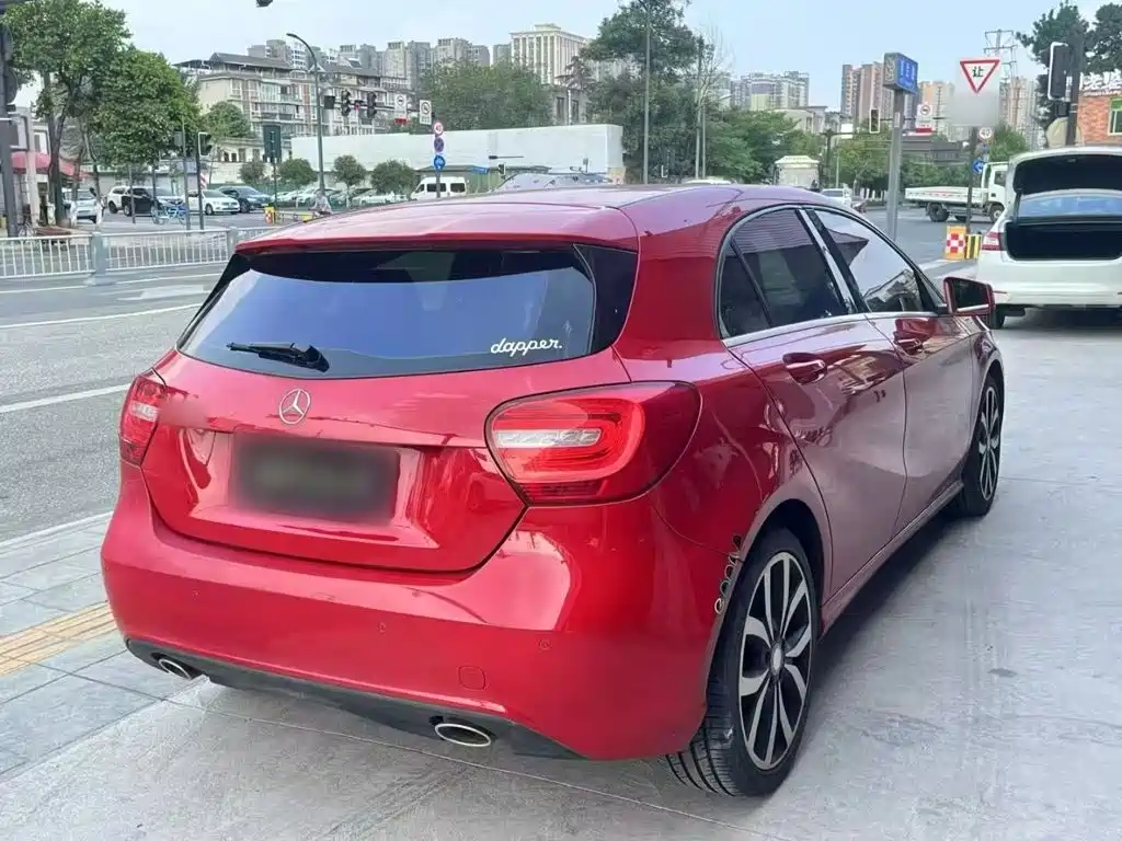 Mercedes-Benz A-Class 2015