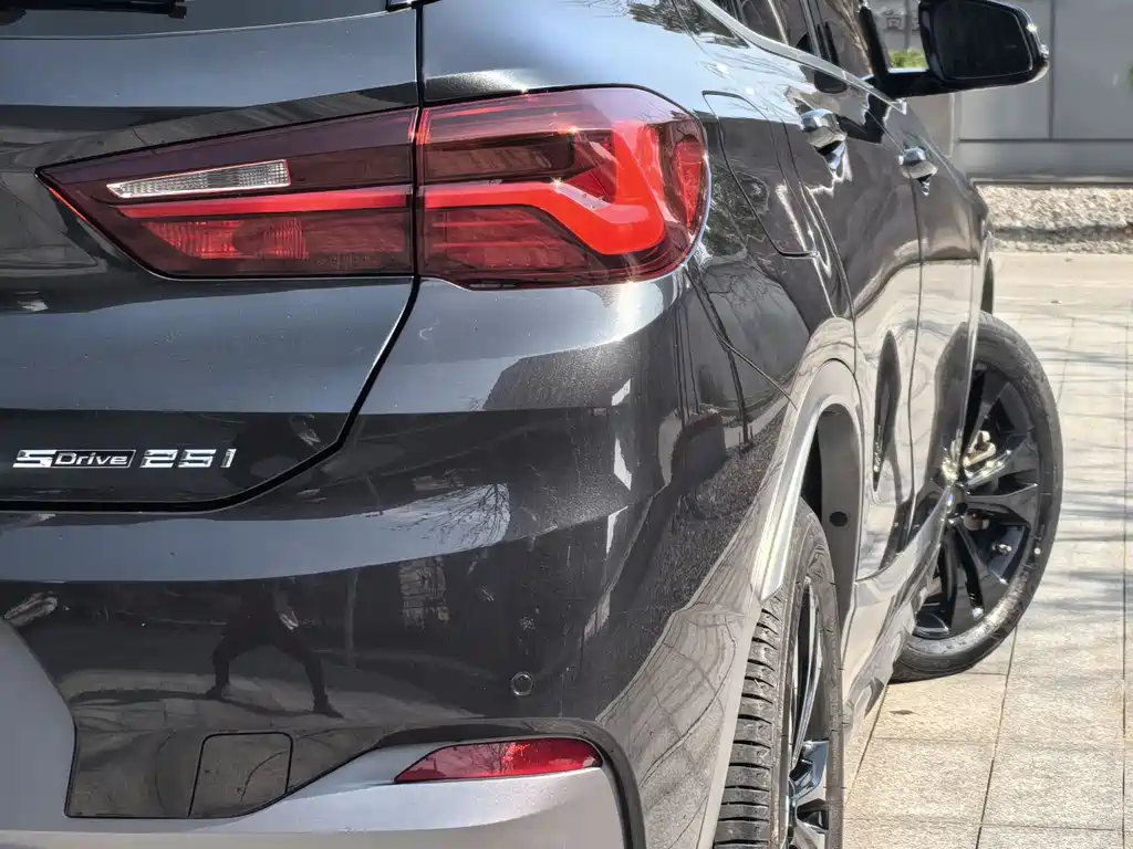 BMW X2 2024 — фото 10