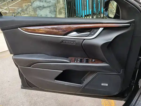 Cadillac XTS 2016