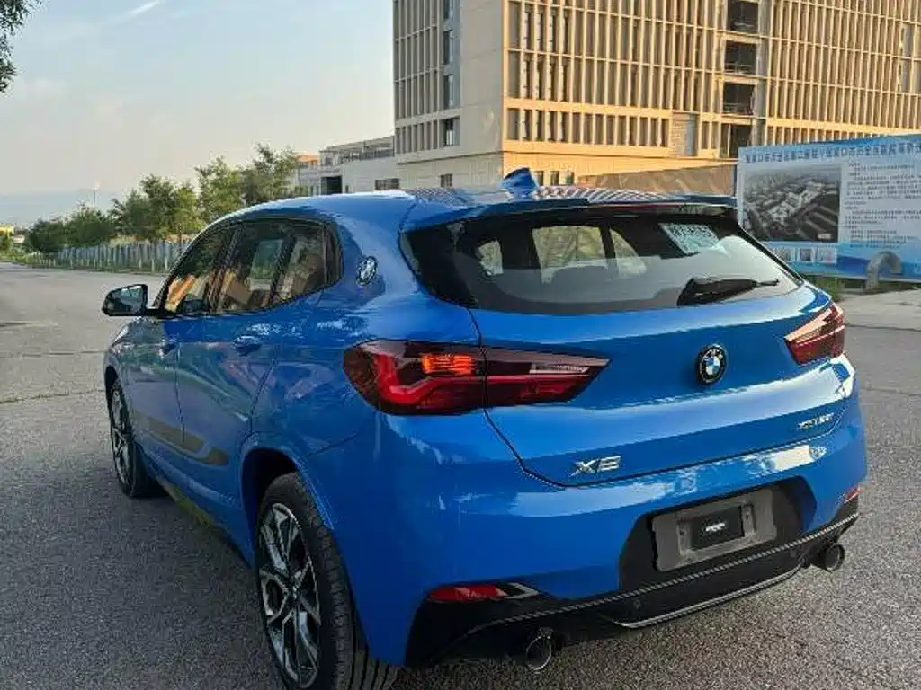 BMW X2 2021 — фото 9