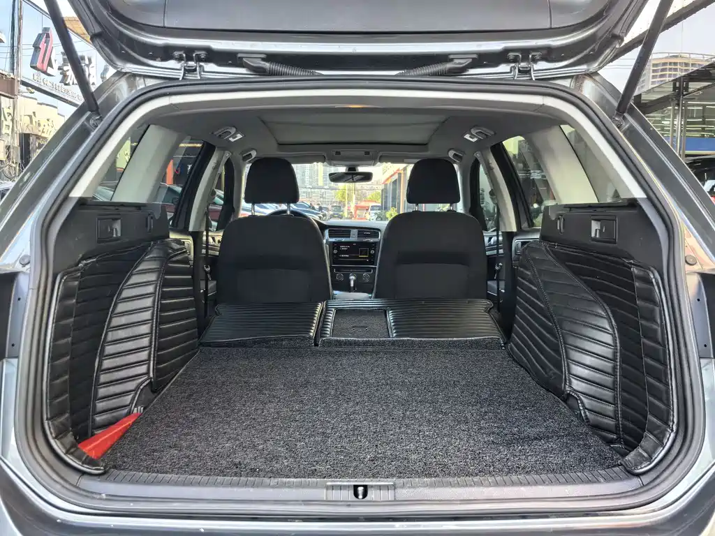 Volkswagen Golf 2020
