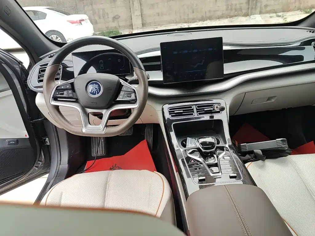 BYD Qin PLUS 2023 — фото 10