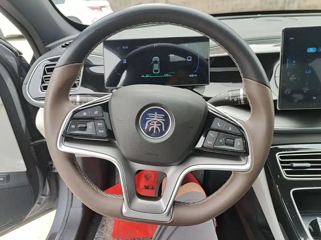 BYD Qin PLUS 2023 — фото 11