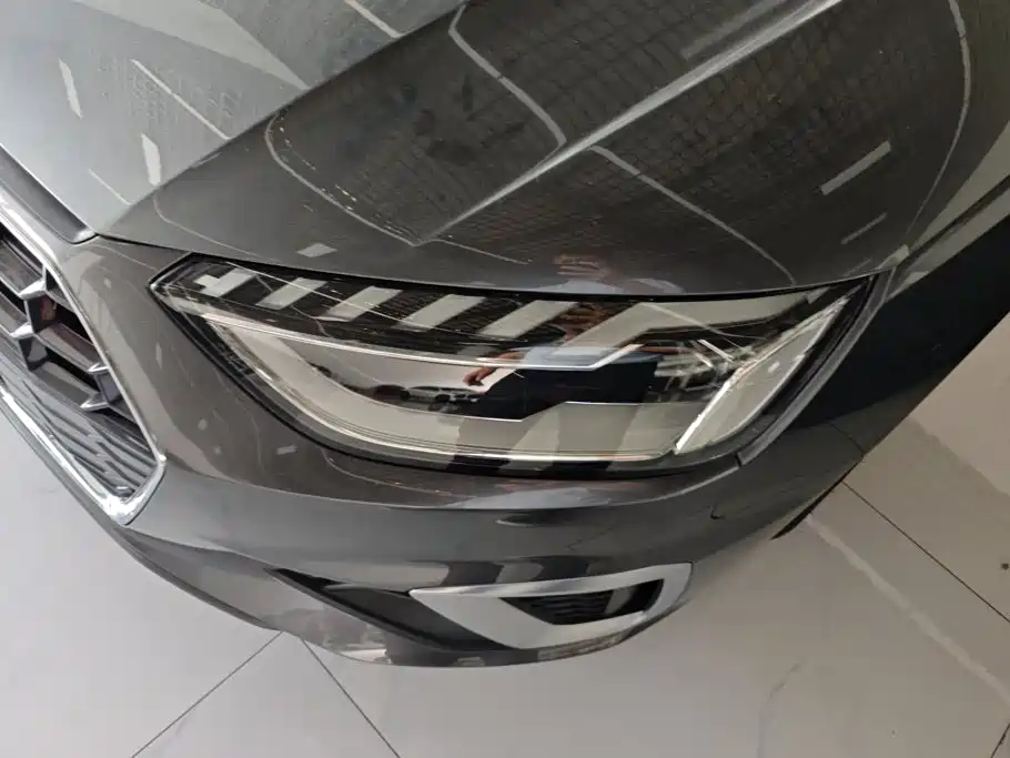 Audi A4L 2023
