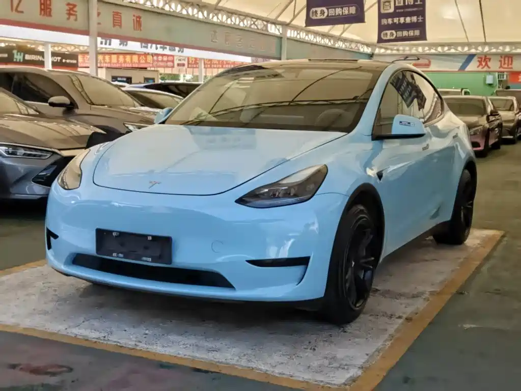Tesla Model Y 2023 — фото 1