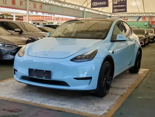 Tesla Model Y 2023