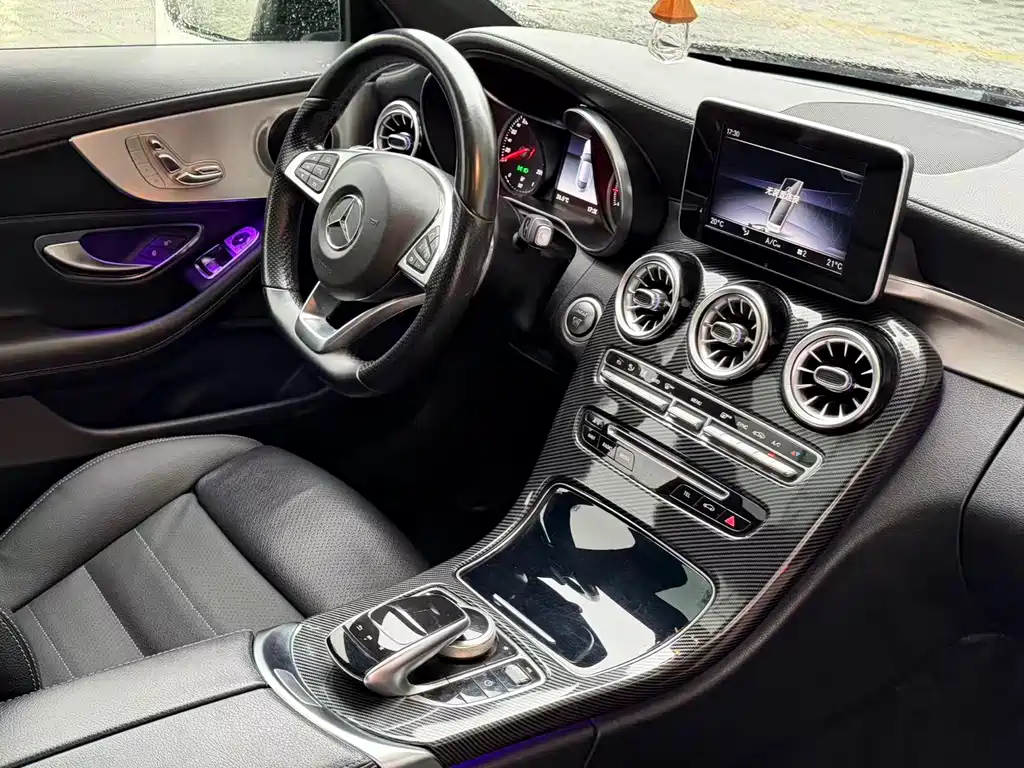 Mercedes-Benz C-Class 2018