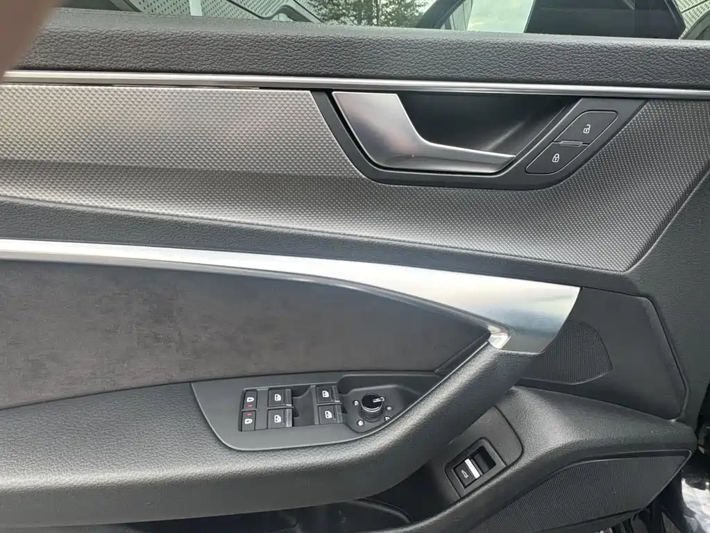 Audi A6L 2021 — фото 11