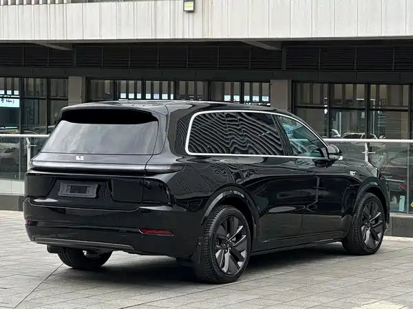 Li Auto L9 2025