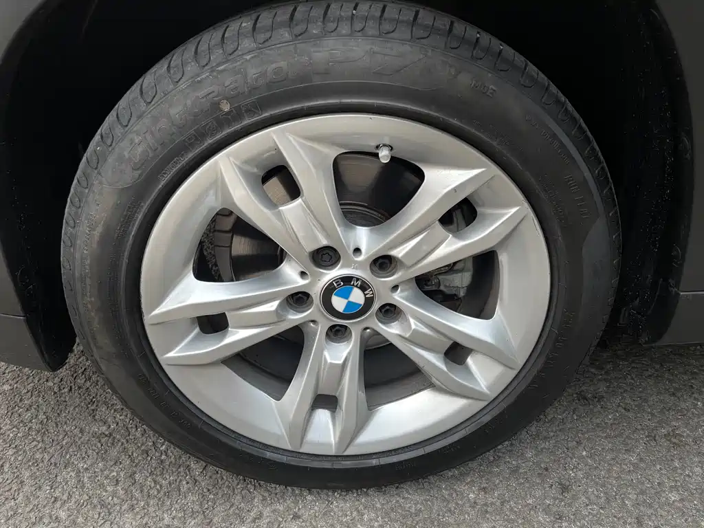 BMW X1 2012 — фото 14
