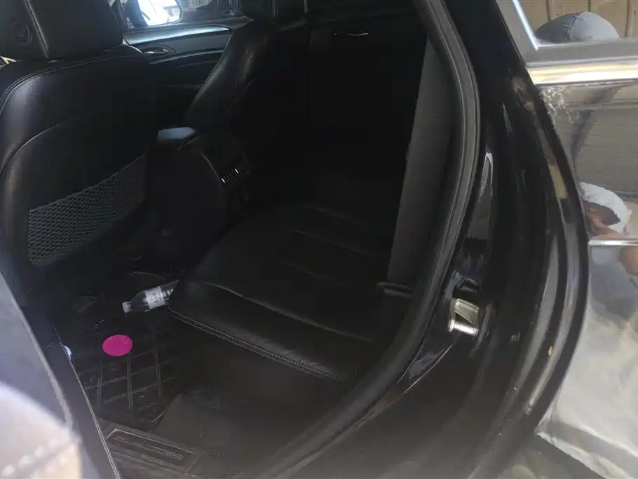 Cadillac SRX 2013 — фото 11