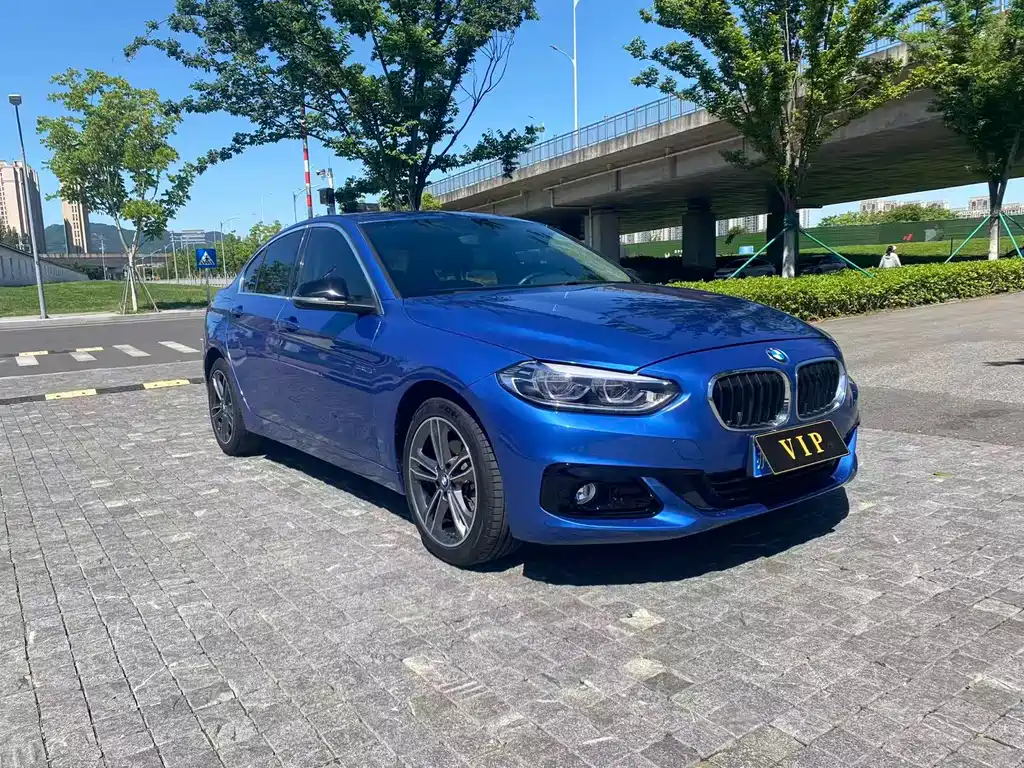 BMW 1 Series 2018 — фото 2