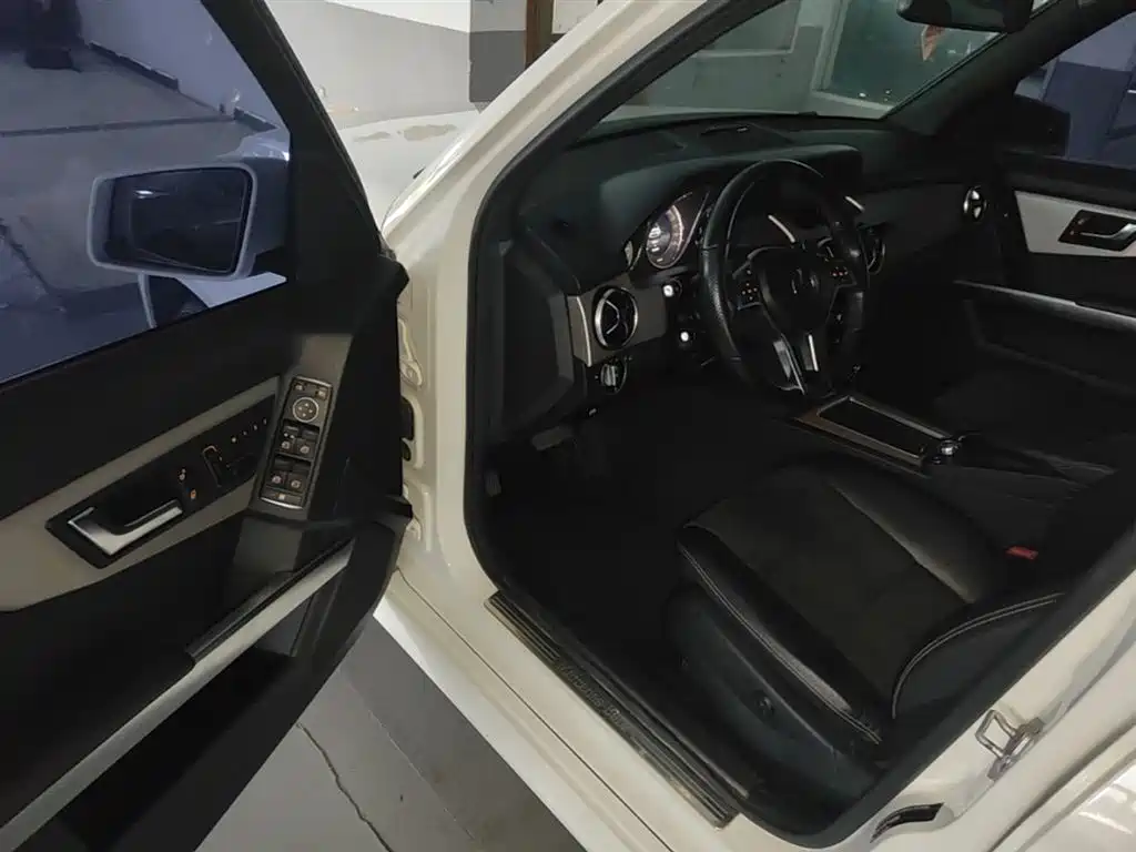 Mercedes-Benz GLK-Class 2015 — фото 16