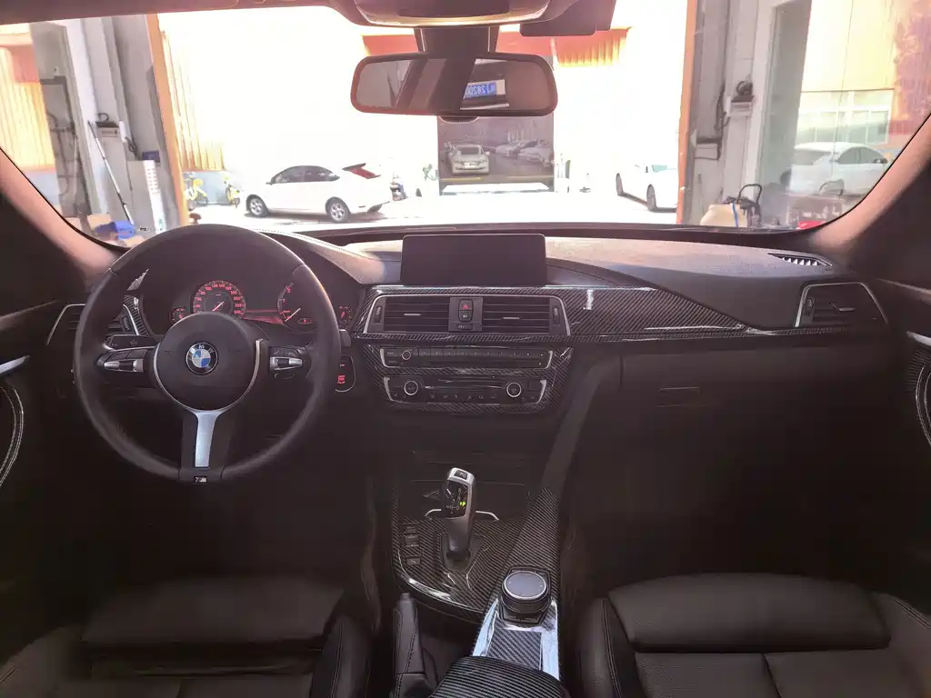 BMW 3 Series GT 2020 — фото 17