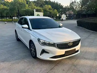 Geely Emgrand 2023